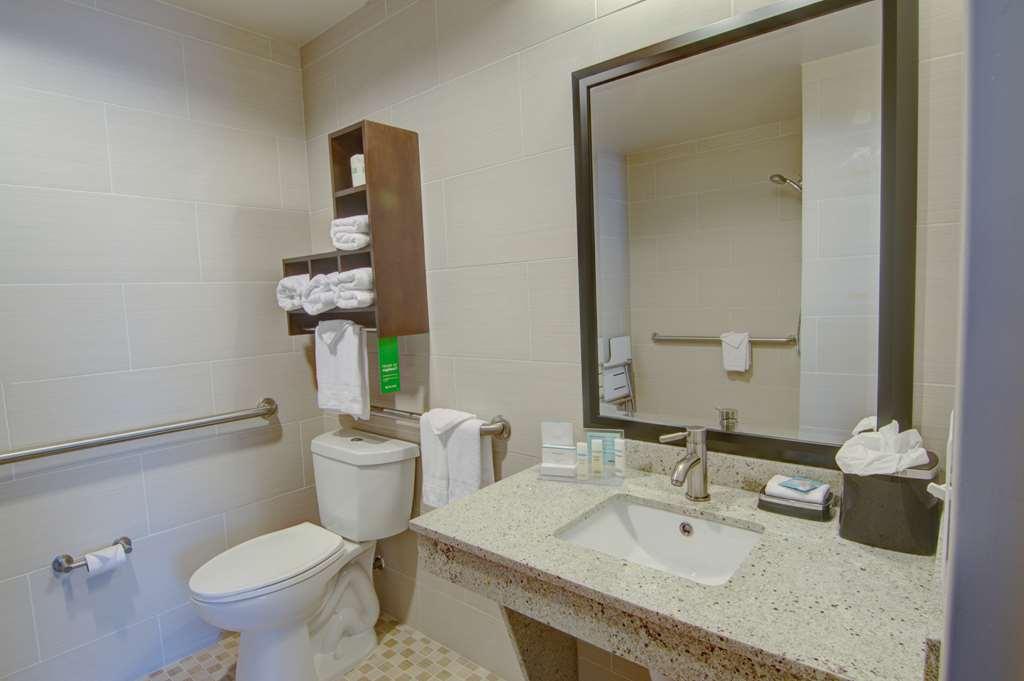 Hampton Inn And Suites Trophy Club - Fort Worth North Room photo